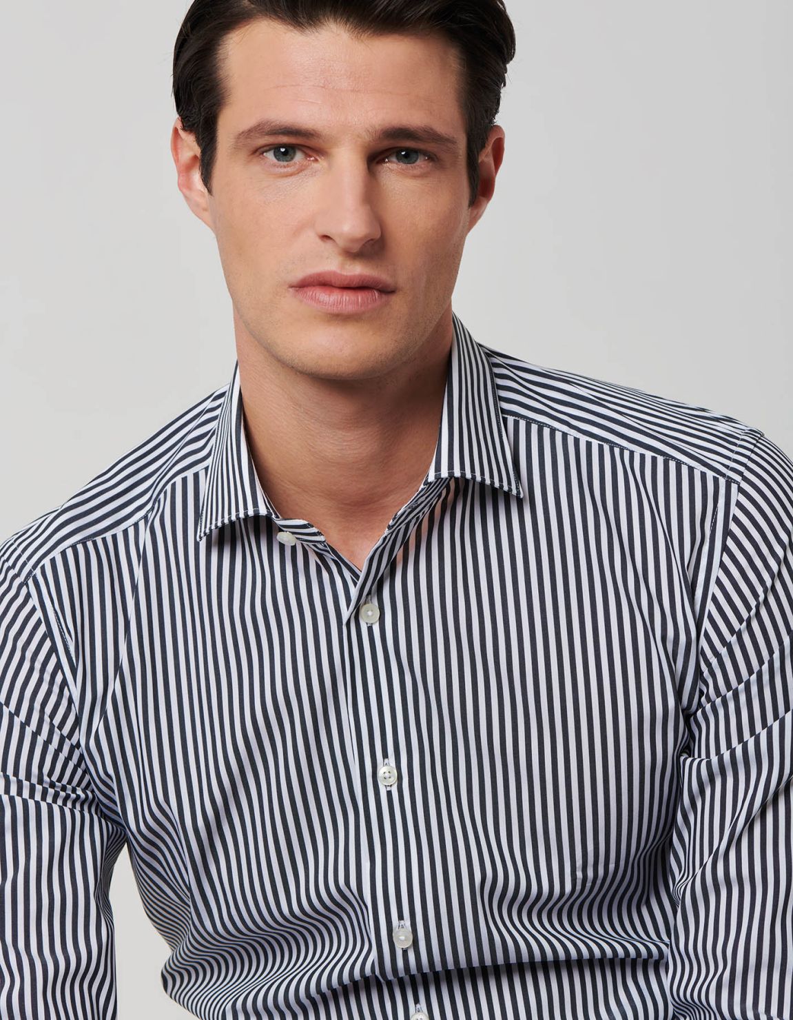 Black and white Poplin Stripe Shirt Collar small cutaway Slim Fit 7