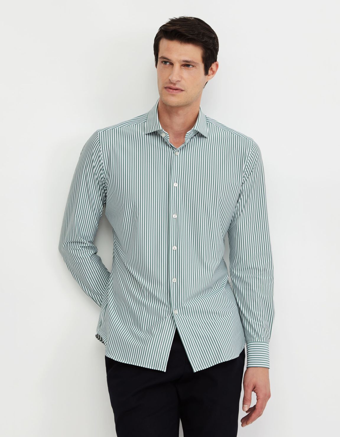 Camisa Cuello francés pequeño Rayas Sarga Verde Tailor Custom Fit 3