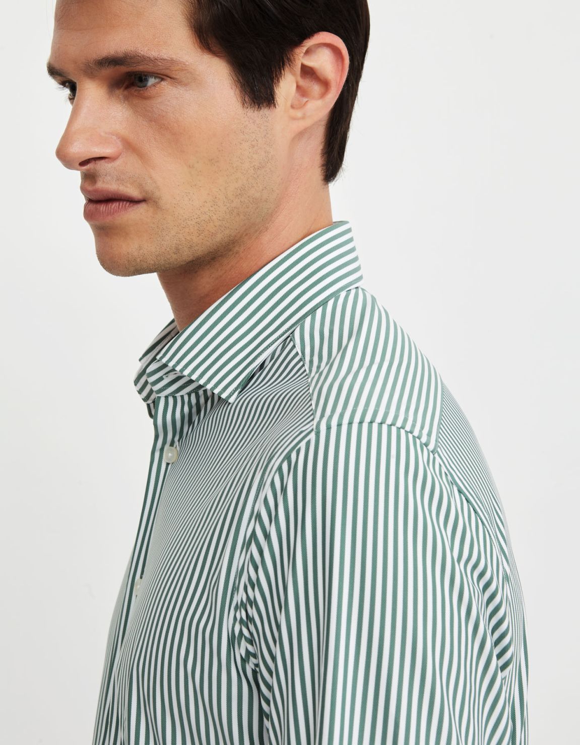 Camisa Cuello francés pequeño Rayas Sarga Verde Tailor Custom Fit 7