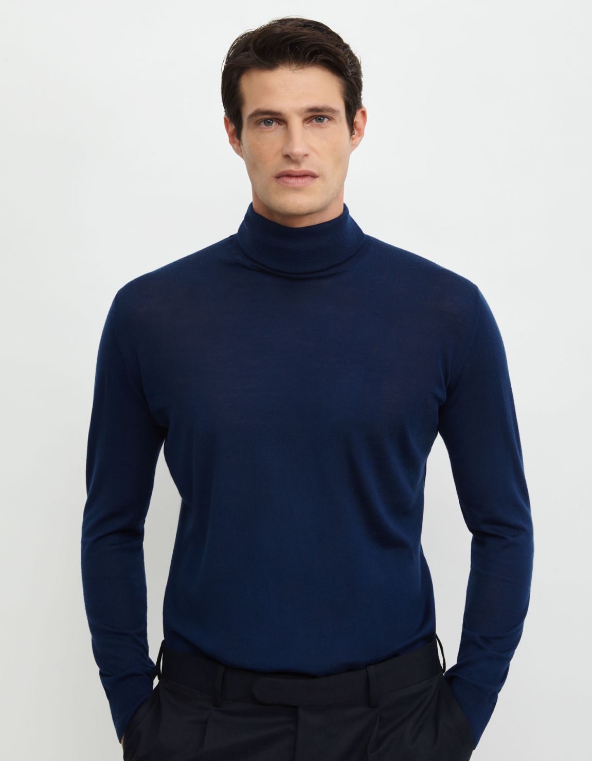 Sweater Blue Fine 18 gauge merino wool yarn Regular Fit 5