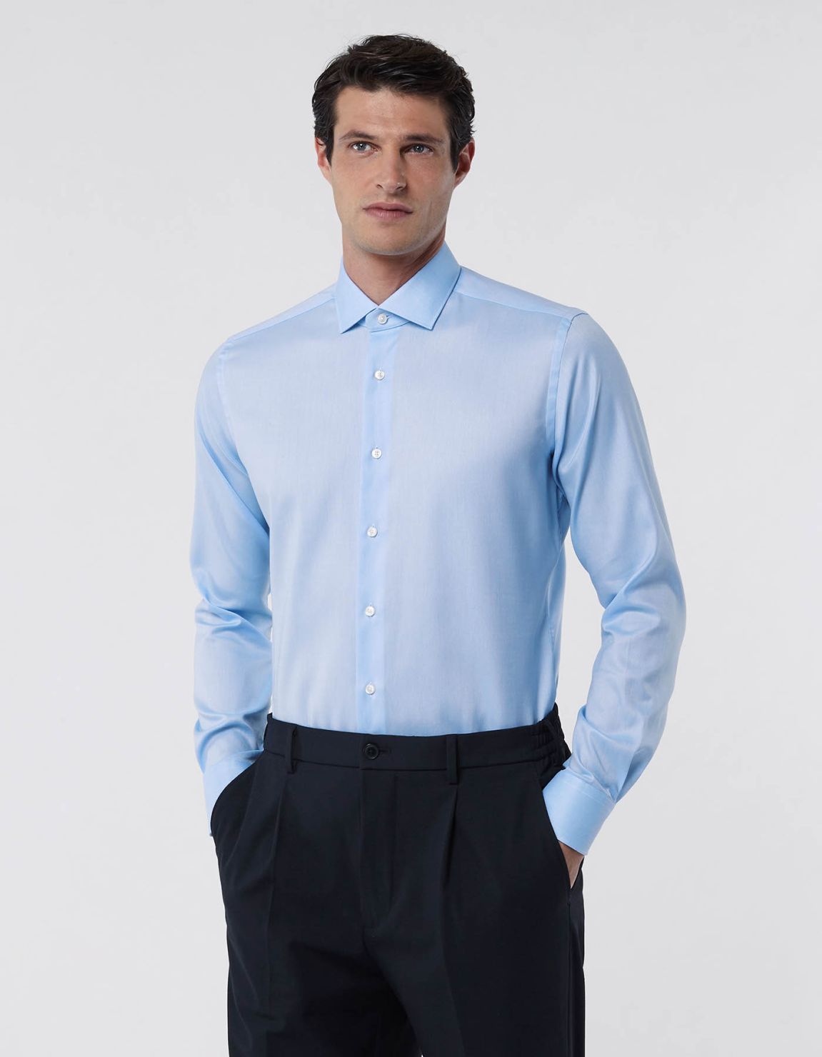 Camisa Cuello francés pequeño Liso Oxford Celeste Tailor Custom Fit 3